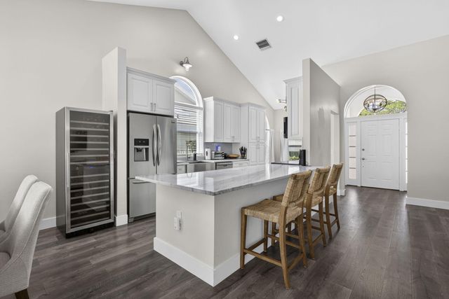 2760 White Wing Lane, West Palm Beach, FL 33409