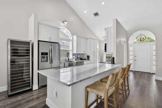 2760 White Wing Lane, West Palm Beach, FL 33409