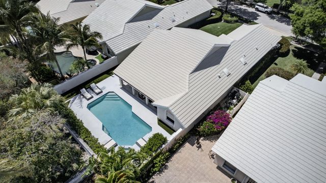 2760 White Wing Lane, West Palm Beach, FL 33409