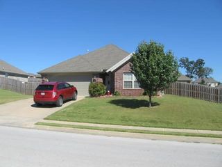 421 Sigel Trail, Centerton, AR 72719