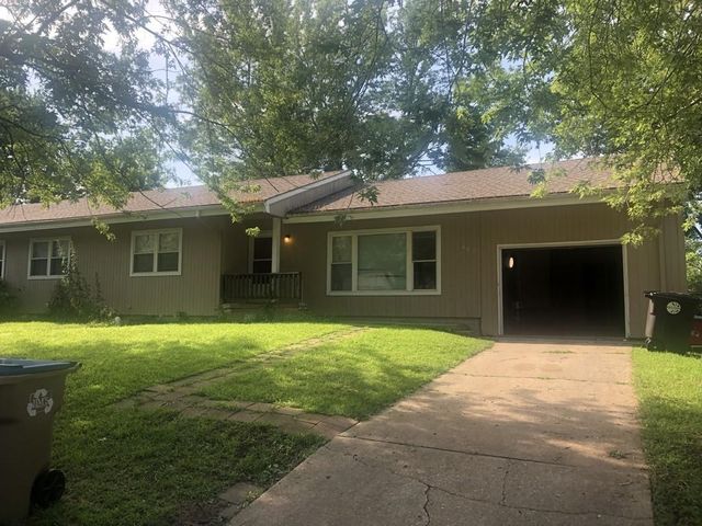 409 Corral Drive, Belton, MO 64012