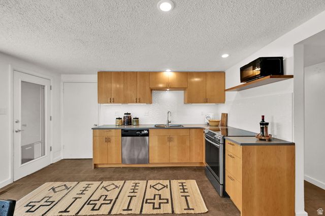 621 E 11TH AVE, Salt Lake City, UT 84103
