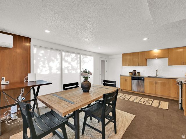 621 E 11TH AVE, Salt Lake City, UT 84103