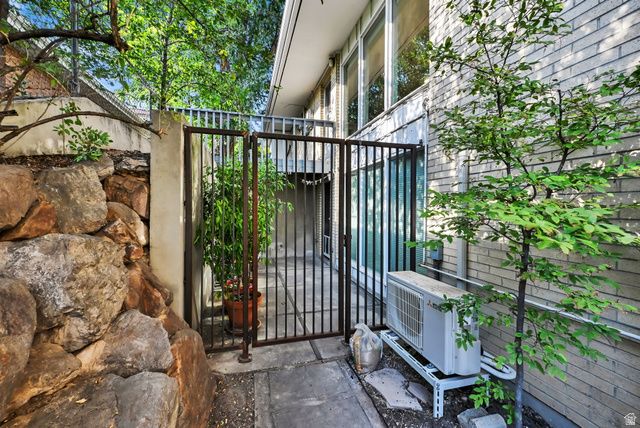 621 E 11TH AVE, Salt Lake City, UT 84103