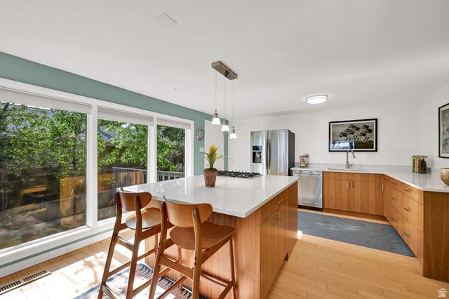 621 E 11TH AVE, Salt Lake City, UT 84103