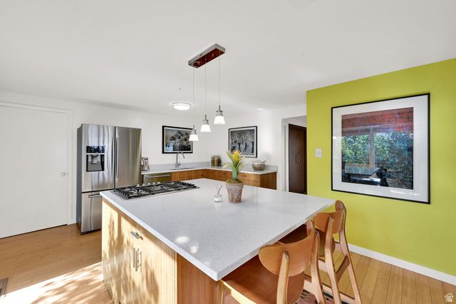 621 E 11TH AVE, Salt Lake City, UT 84103