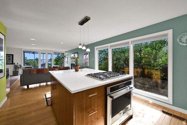 621 E 11TH AVE, Salt Lake City, UT 84103