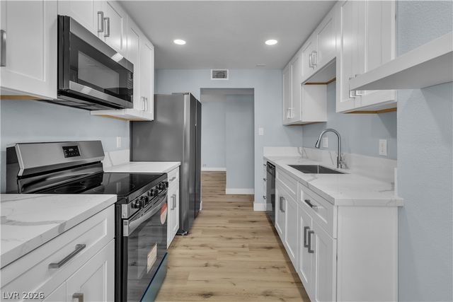 725 North Royal Crest Circle 237, Las Vegas, NV 89169