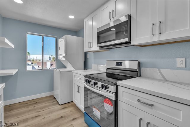 725 North Royal Crest Circle 237, Las Vegas, NV 89169