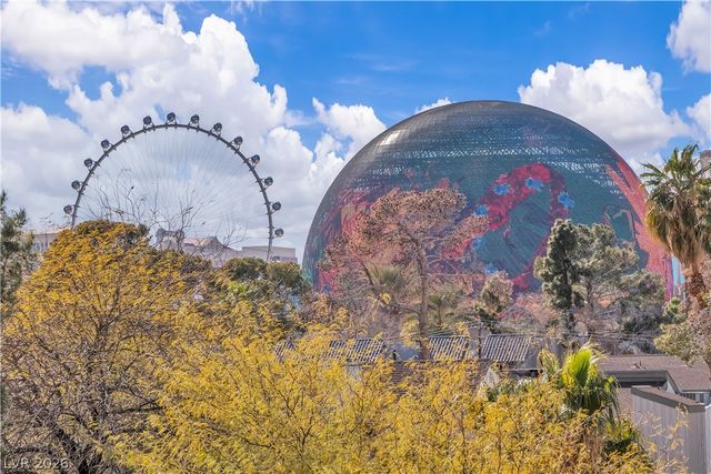 725 North Royal Crest Circle 237, Las Vegas, NV 89169