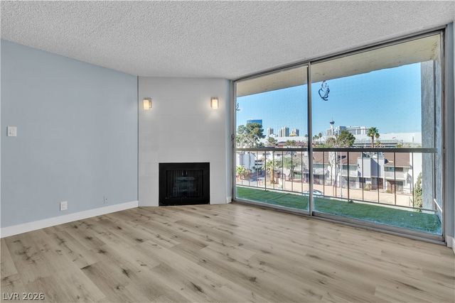 725 North Royal Crest Circle 237, Las Vegas, NV 89169