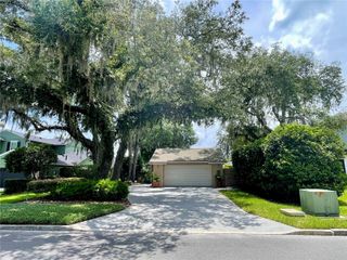1850 BRYAN AVENUE, Winter Park, FL 32789