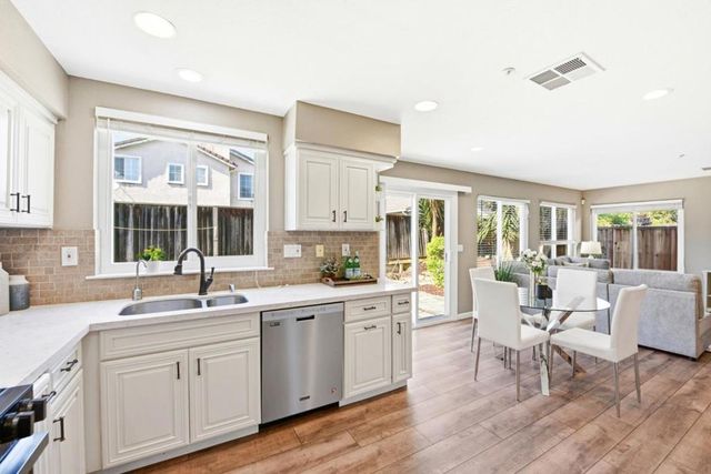 32684 Mirabella Drive, Union City, CA 94587