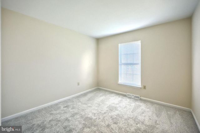 152 CROWN POINTE DR, York, PA 17402