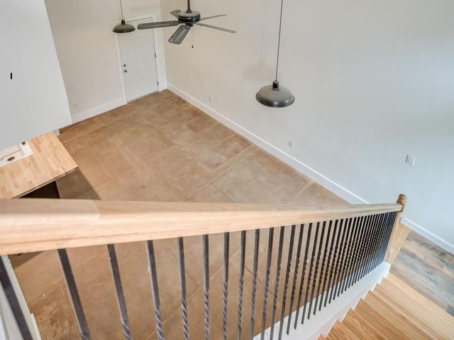 110 S Main ST 103, Elgin, TX 78621