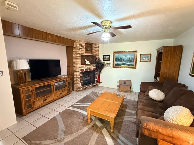3453 W 5300 S, Roy, UT 84067