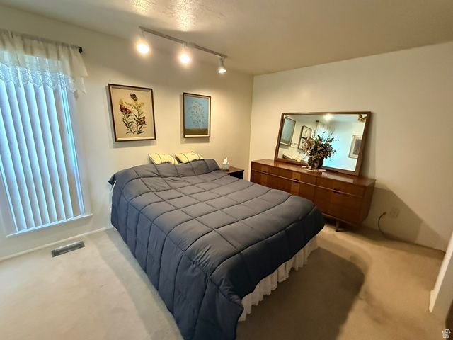 3453 W 5300 S, Roy, UT 84067