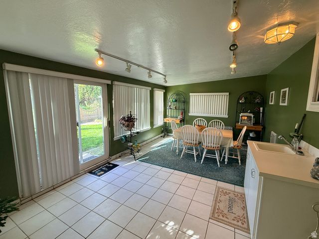 3453 W 5300 S, Roy, UT 84067