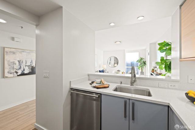 555 4th Street 721, San Francisco, CA 94107