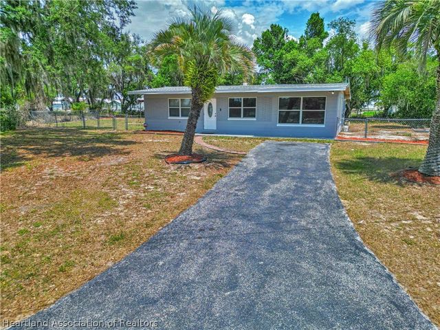 2780 N Seneca Drive E, Avon Park, FL 33825