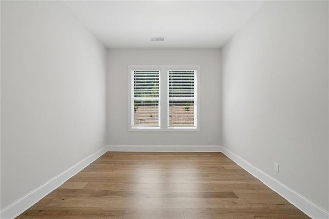 401 Oakleigh Avenue, Woodstock, GA 30188