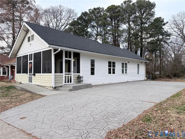 2409 W City Point Rd, Hopewell, VA 23860