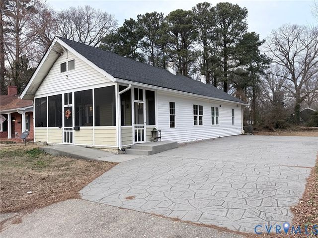 2409 W City Point Rd, Hopewell, VA 23860