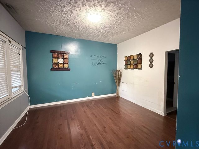 2409 W City Point Rd, Hopewell, VA 23860