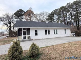 2409 W City Point Rd, Hopewell, VA 23860