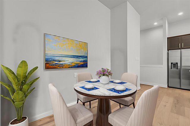 144 Knightsbridge Park Lane, Houston, TX 77018