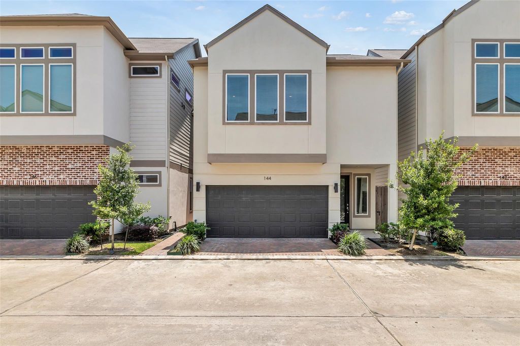 144 Knightsbridge Park Lane, Houston, TX 77018