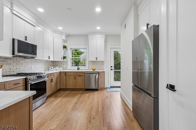 318 Halsey Rd, Parsippany-troy Hills Twp., NJ 07054
