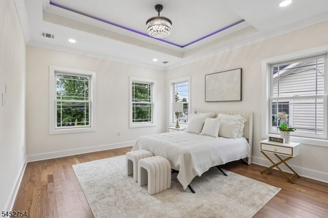 318 Halsey Rd, Parsippany-troy Hills Twp., NJ 07054