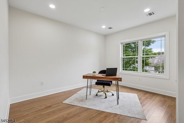 318 Halsey Rd, Parsippany-troy Hills Twp., NJ 07054