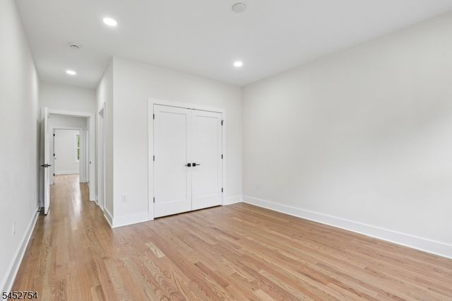 318 Halsey Rd, Parsippany-troy Hills Twp., NJ 07054
