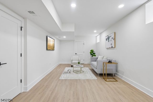 318 Halsey Rd, Parsippany-troy Hills Twp., NJ 07054