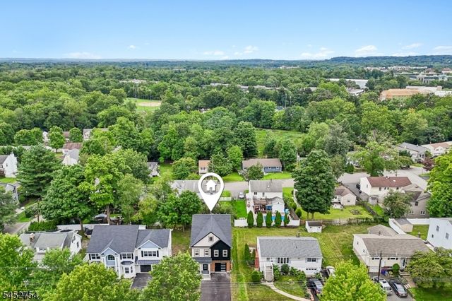 318 Halsey Rd, Parsippany-troy Hills Twp., NJ 07054