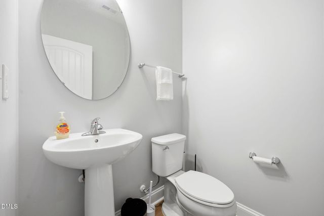 539 River Dell Townes Avenue, Clayton, NC 27527
