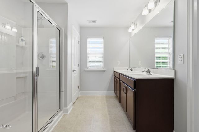 539 River Dell Townes Avenue, Clayton, NC 27527