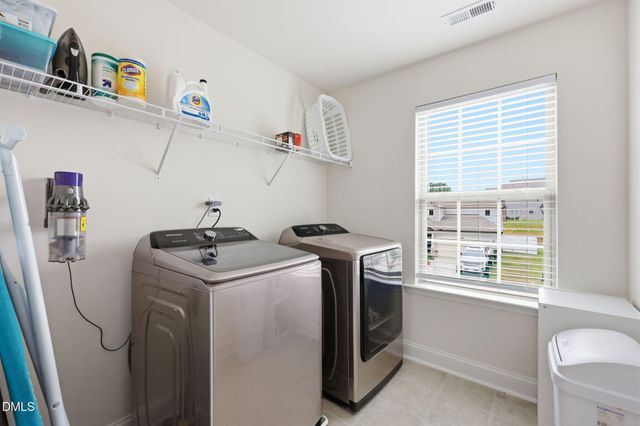 539 River Dell Townes Avenue, Clayton, NC 27527
