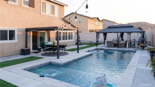 30678 Expedition, Winchester, CA 92596