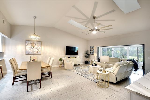 4034 WILSHIRE CIRCLE E 154, Sarasota, FL 34238