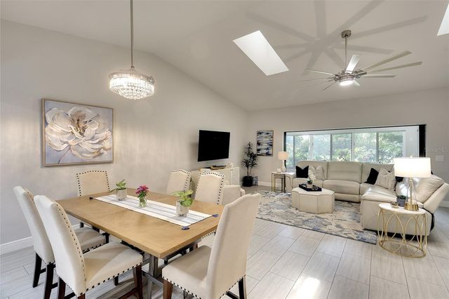 4034 WILSHIRE CIRCLE E 154, Sarasota, FL 34238