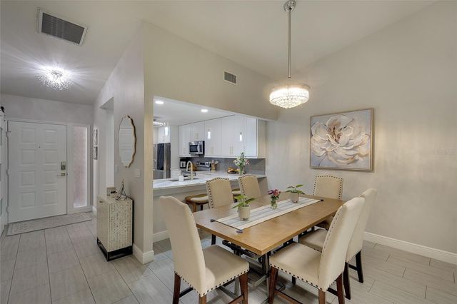 4034 WILSHIRE CIRCLE E 154, Sarasota, FL 34238