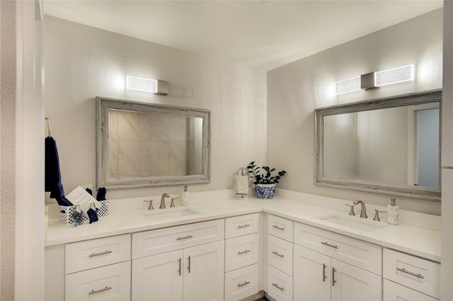 4034 WILSHIRE CIRCLE E 154, Sarasota, FL 34238