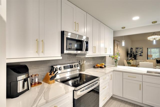 4034 WILSHIRE CIRCLE E 154, Sarasota, FL 34238