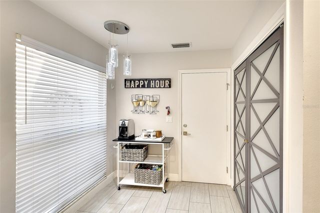 4034 WILSHIRE CIRCLE E 154, Sarasota, FL 34238