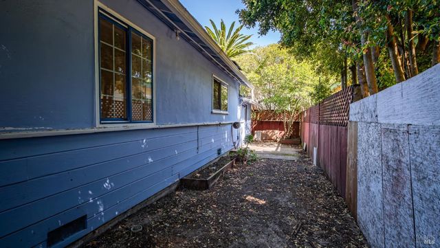 11 San Rafael Ave, San Rafael, CA 94901