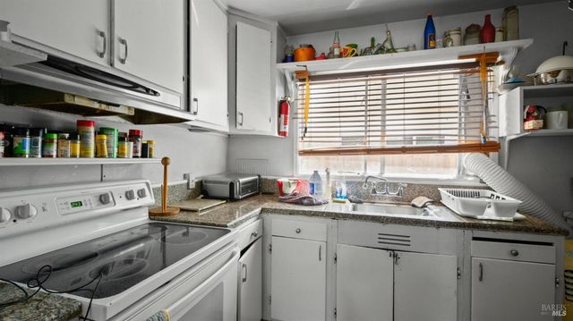 11 San Rafael Ave, San Rafael, CA 94901