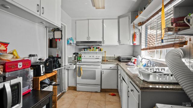 11 San Rafael Ave, San Rafael, CA 94901